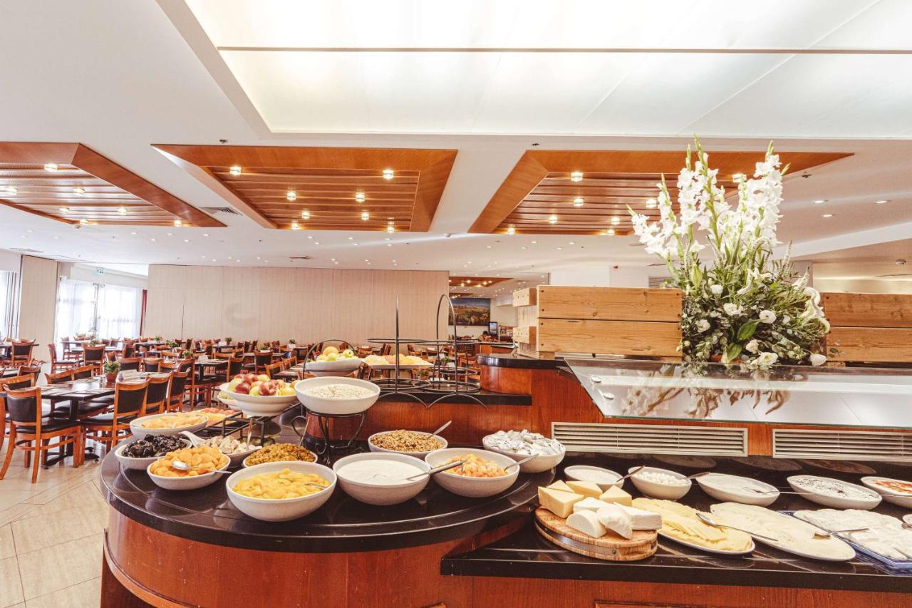 Ramada Jerusalem Hotel Zewnętrze zdjęcie