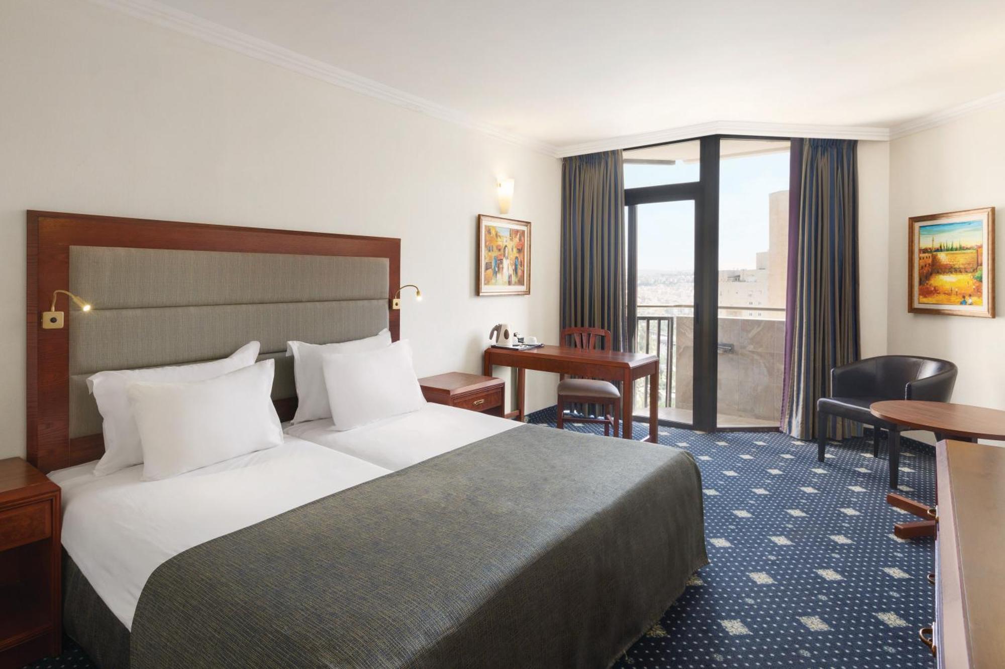 Ramada Jerusalem Hotel Zewnętrze zdjęcie