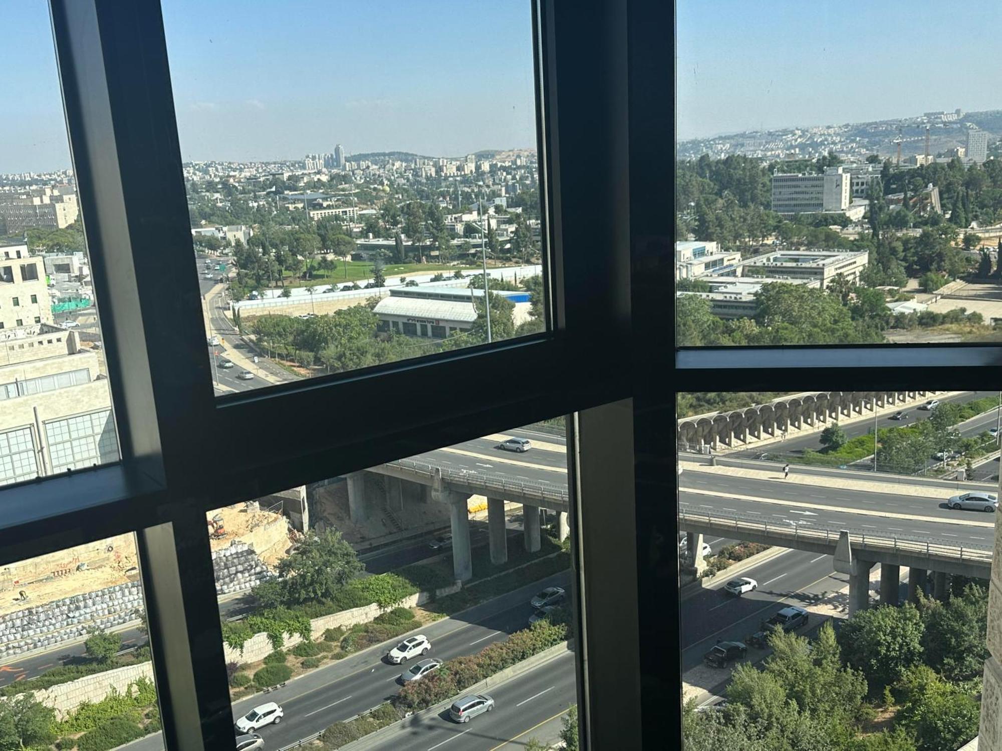 Ramada Jerusalem Hotel Zewnętrze zdjęcie