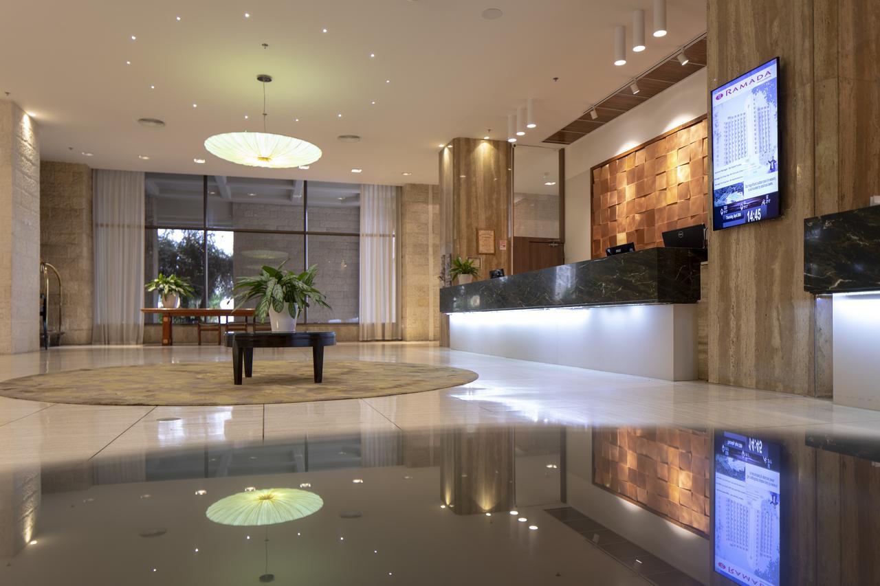 Ramada Jerusalem Hotel Zewnętrze zdjęcie