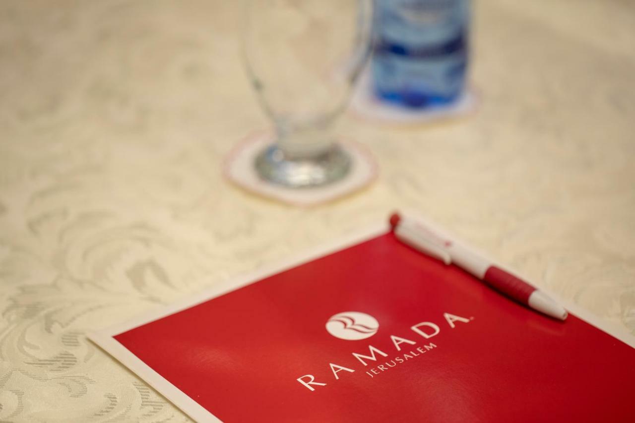 Ramada Jerusalem Hotel Zewnętrze zdjęcie
